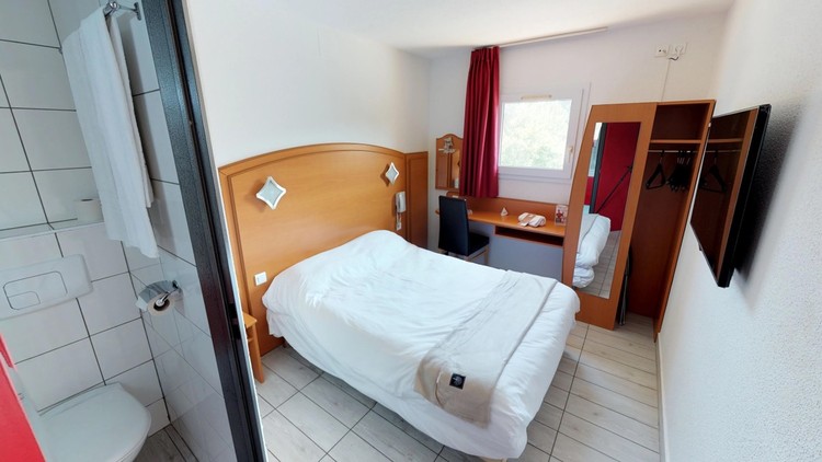 Hôtel La Villa Martégale  13