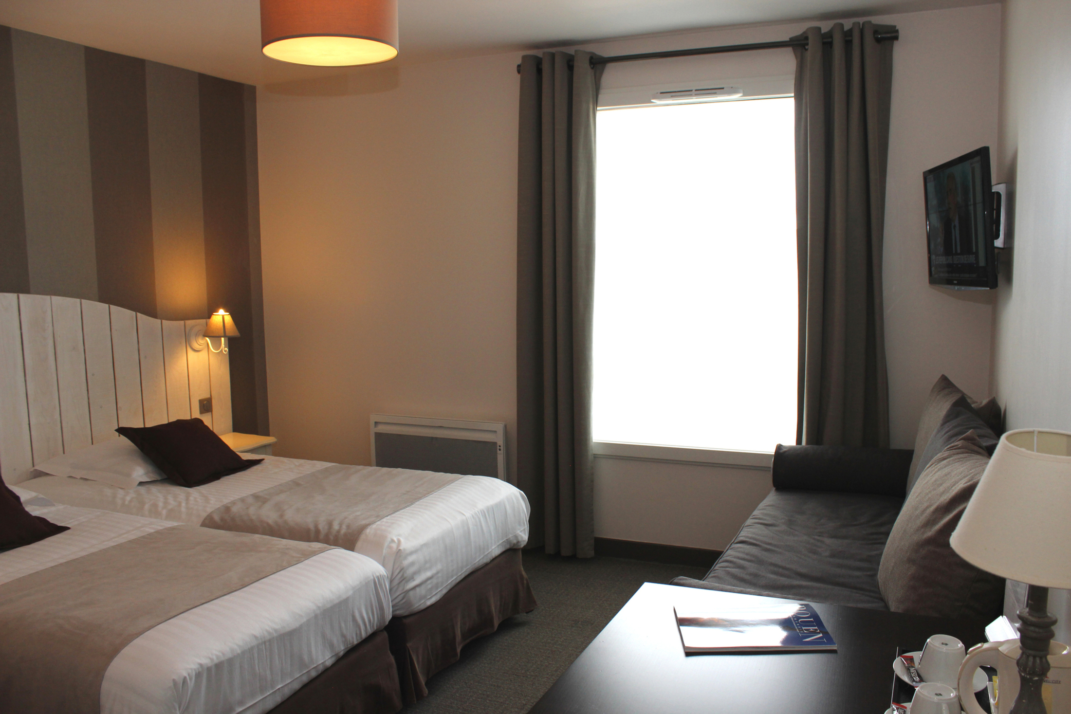 Chambre Confort Twin Conviviale