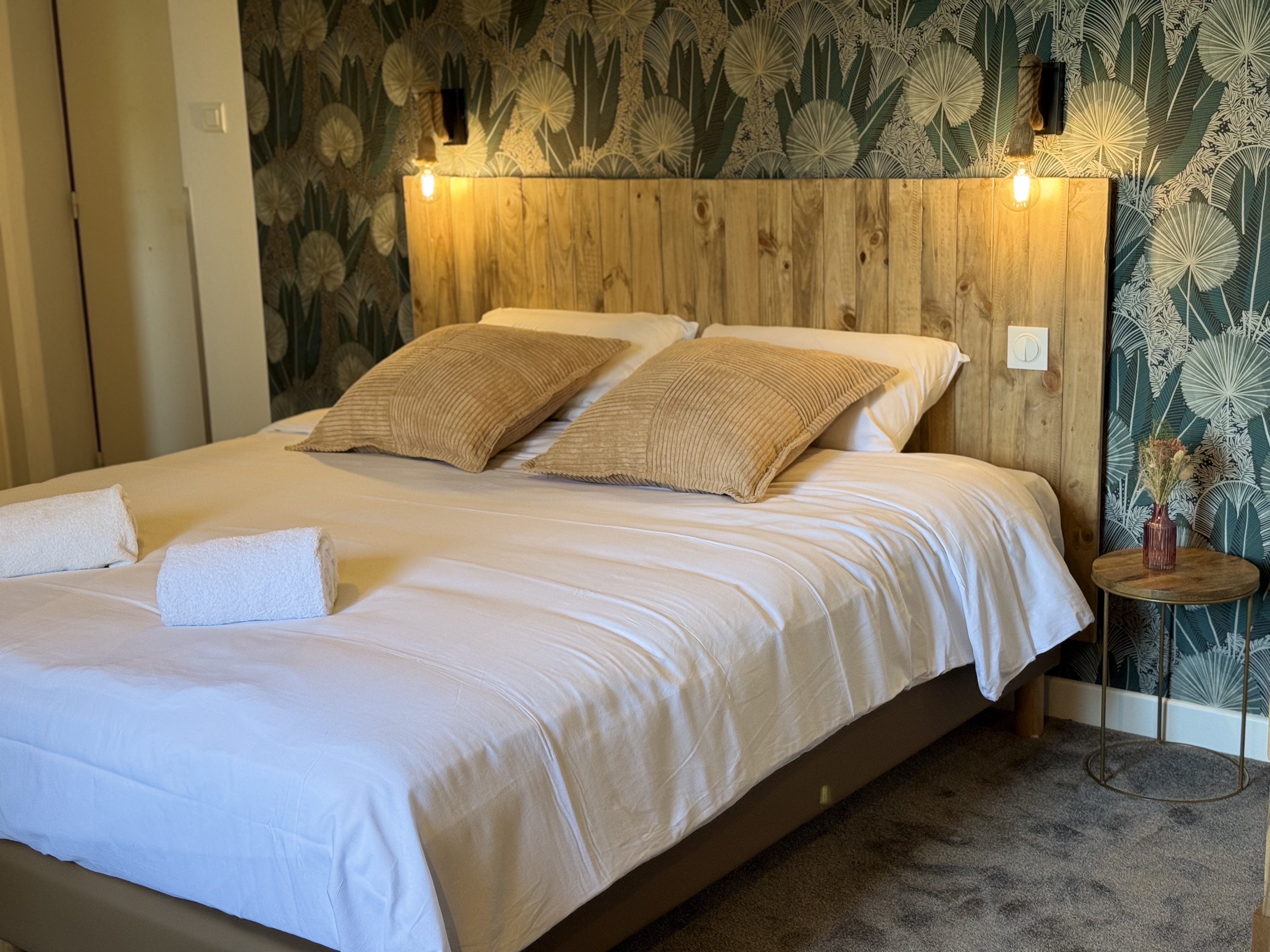 40 m2 avec lit en 180 et canapé lit en 140