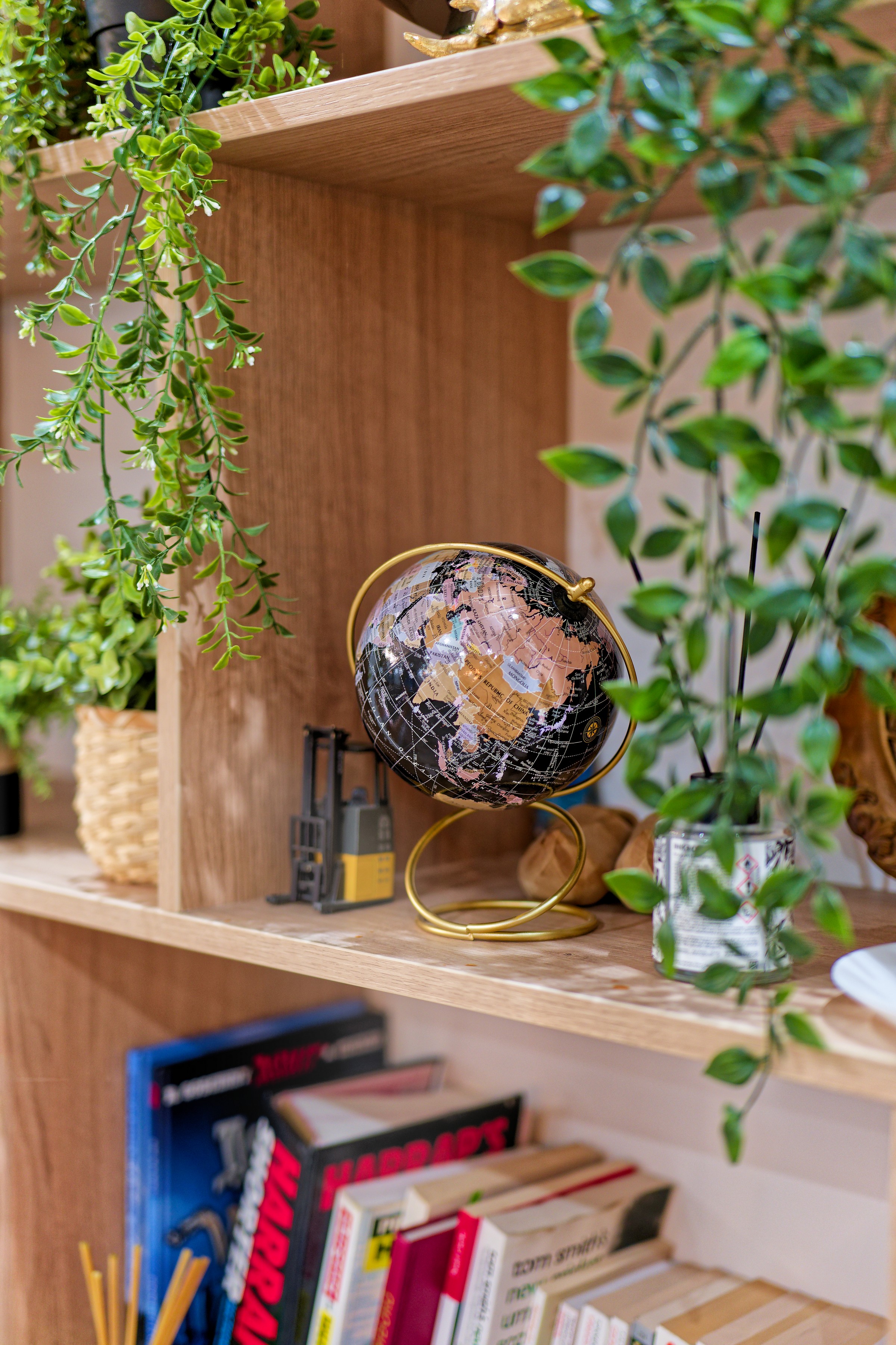 Contact Hotel Bleu France Salon