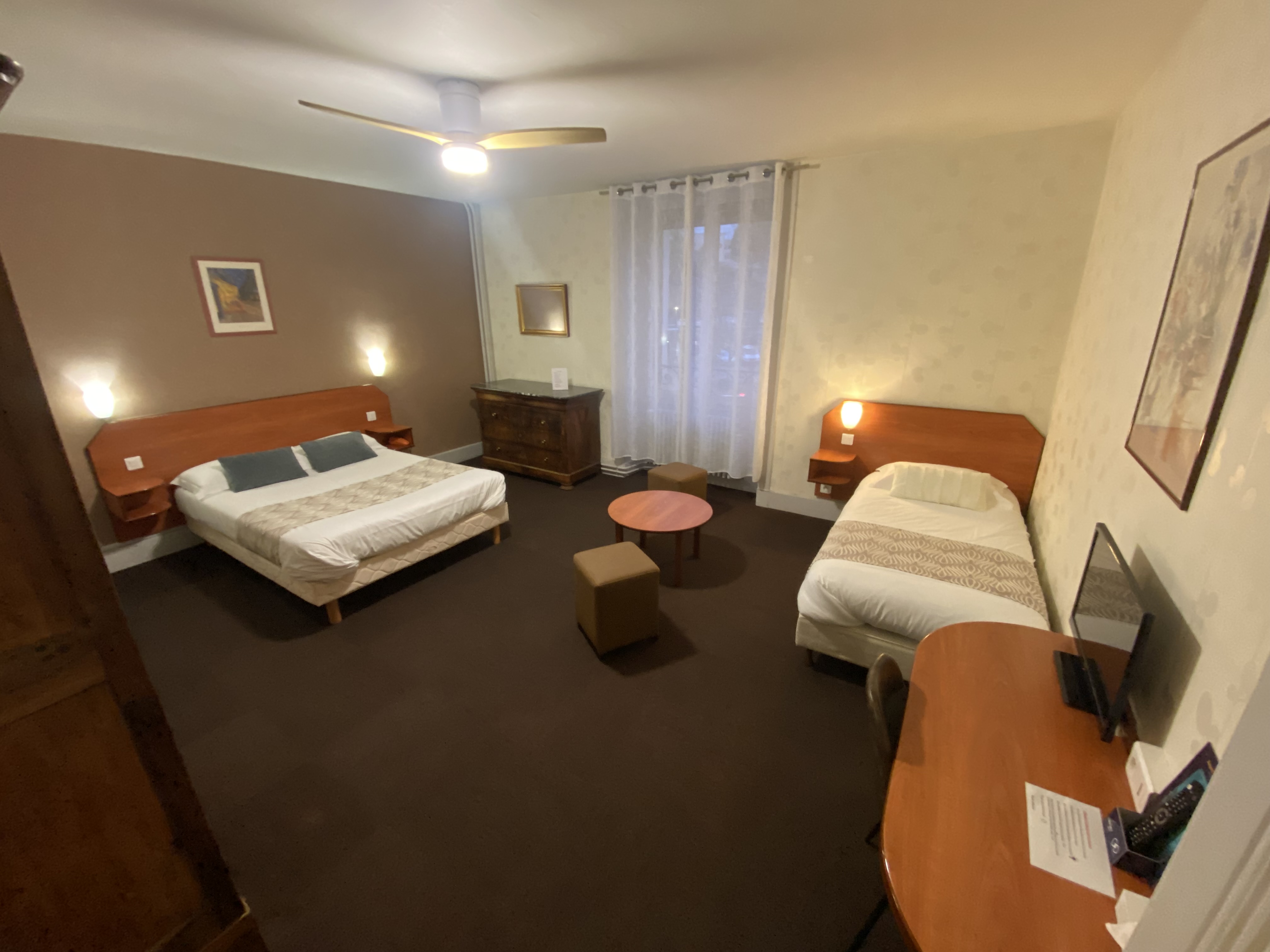 Nouvel Hôtel  3