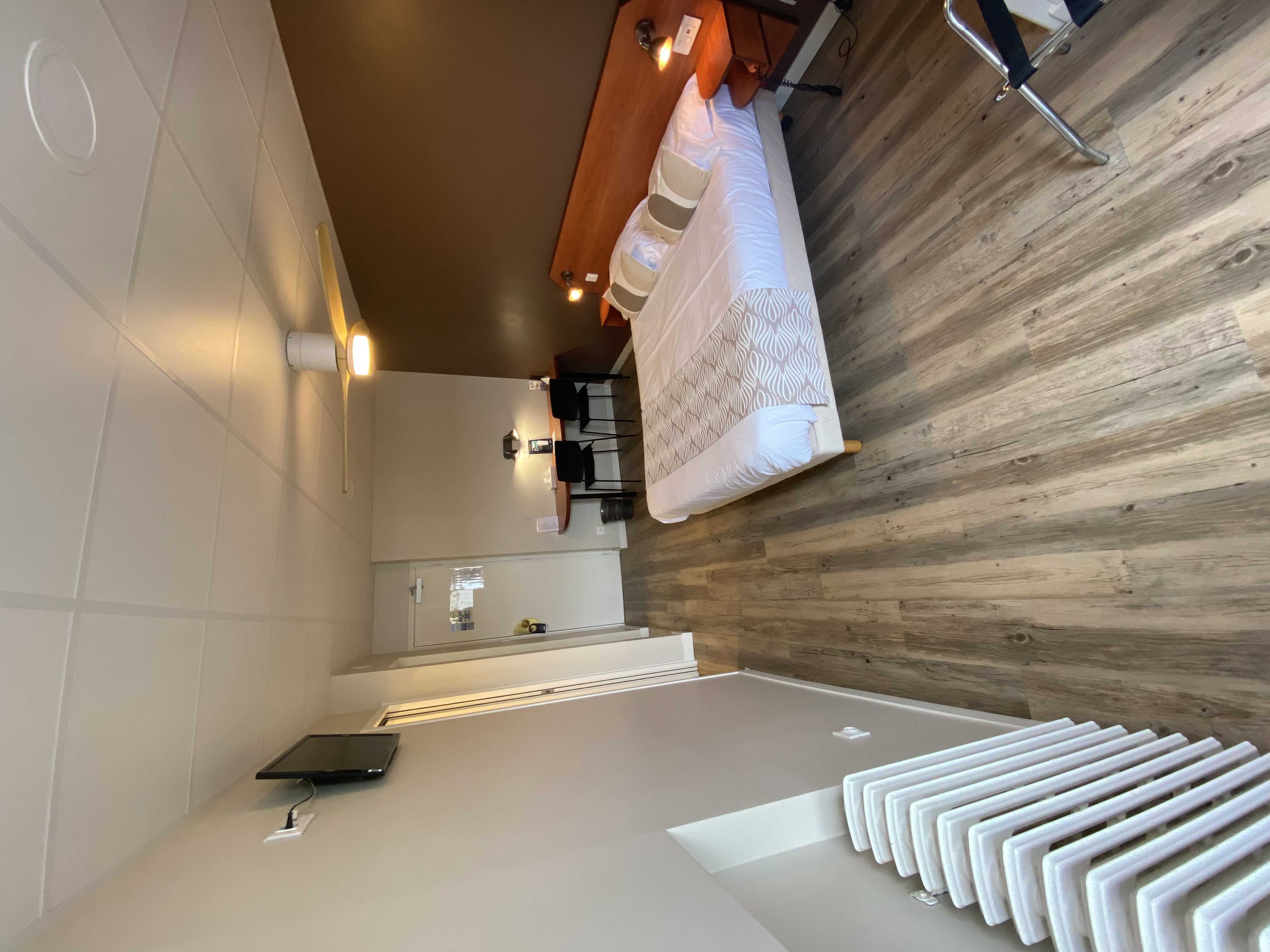 Nouvel Hôtel  6