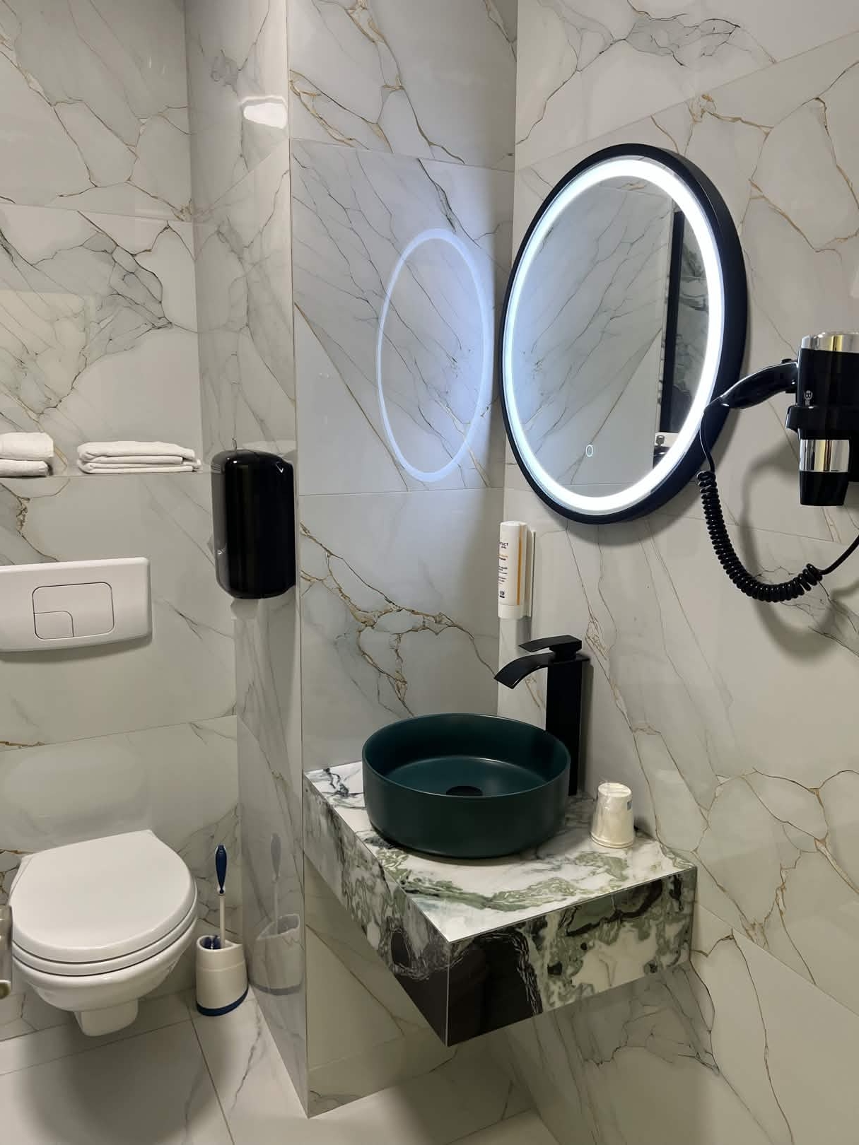 Hôtel Le Continental  3