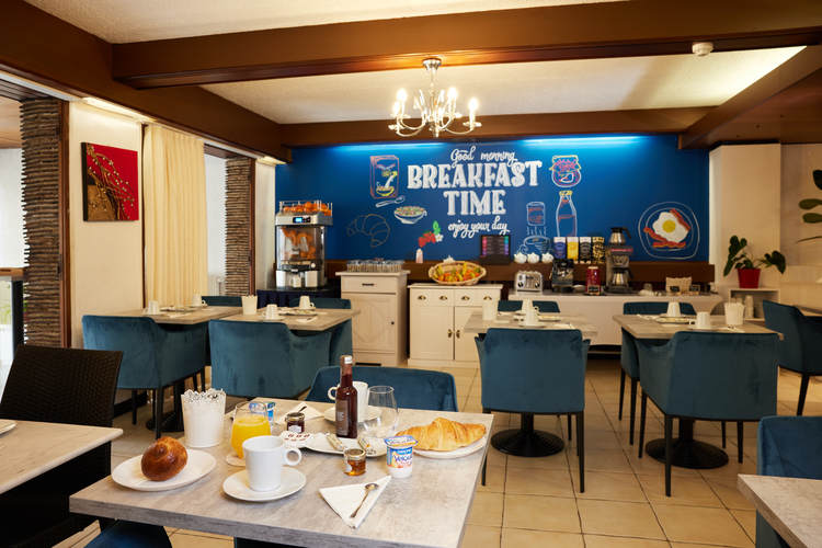 Salle de petit-déjeuner