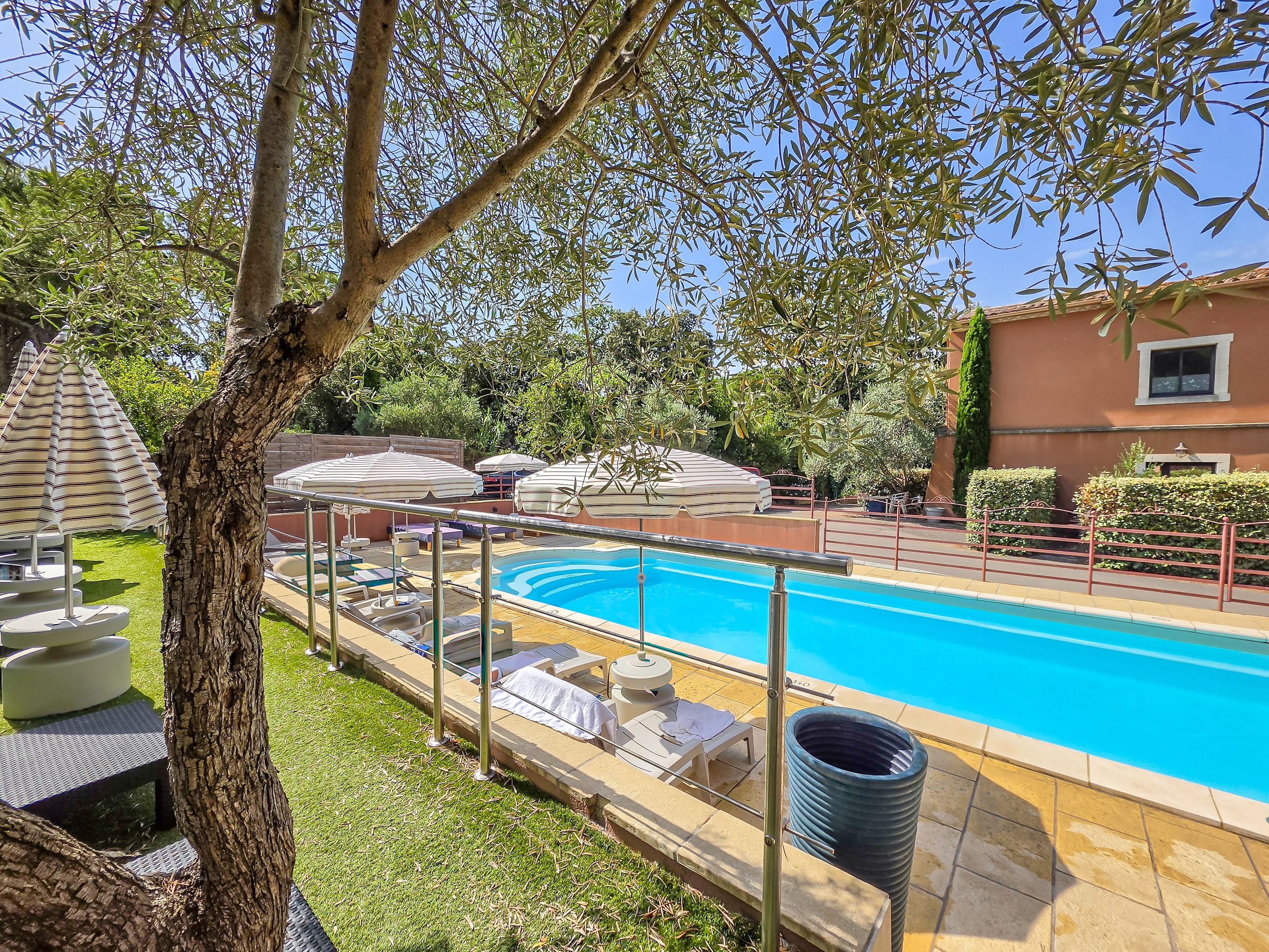 Swimming pool at the Mas hotel