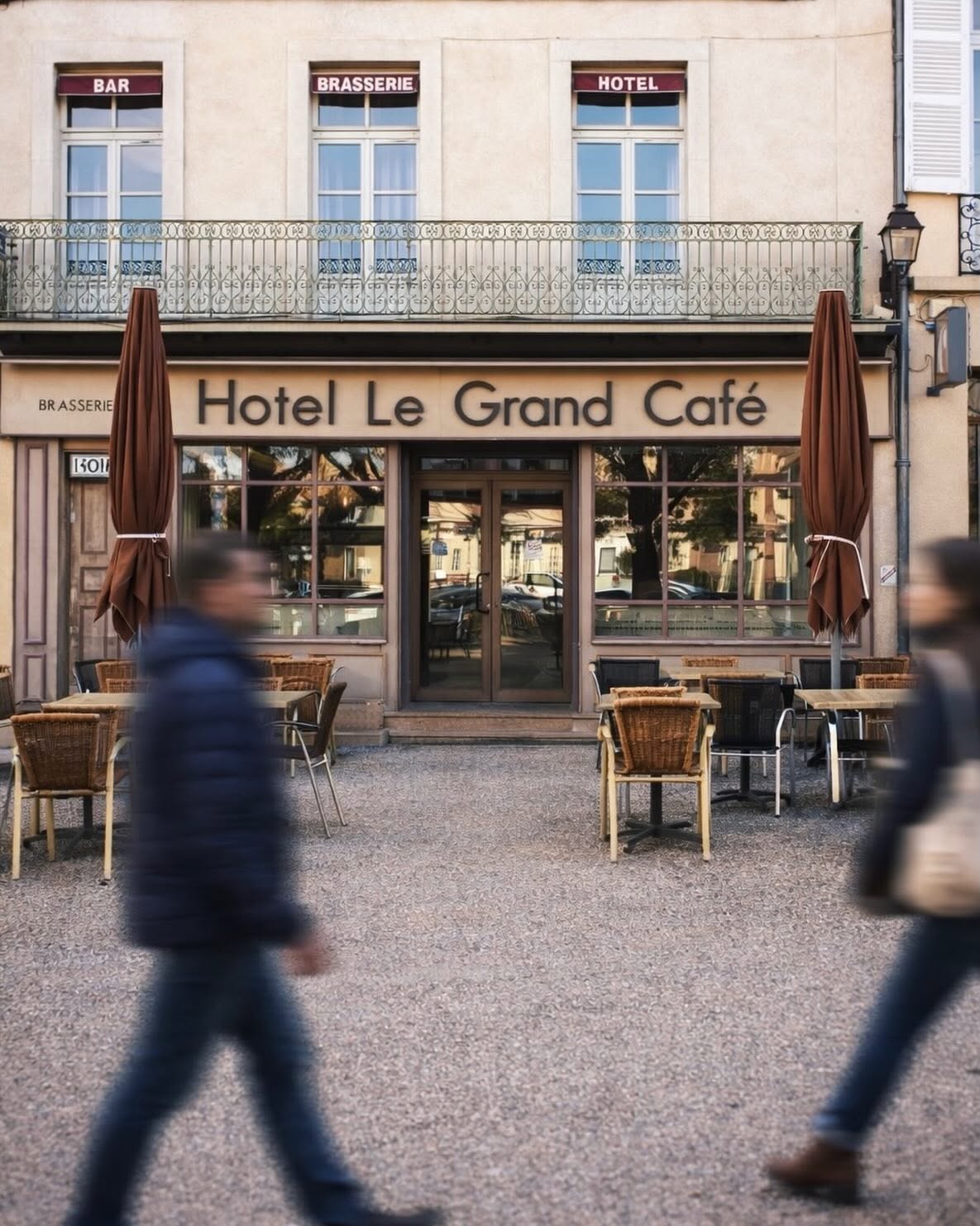 Fachada do Grand Café do Hôtel en Ville